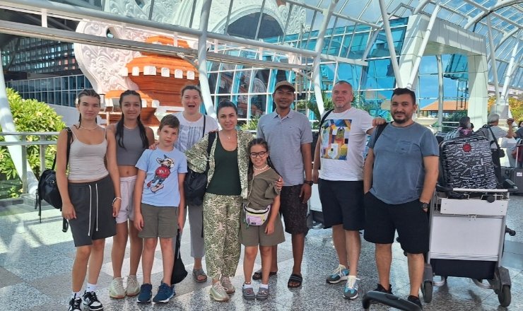 Happy Family Group Arrival at DPS Airport